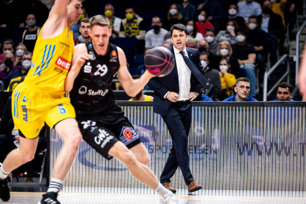 而他们的对 而他们的对